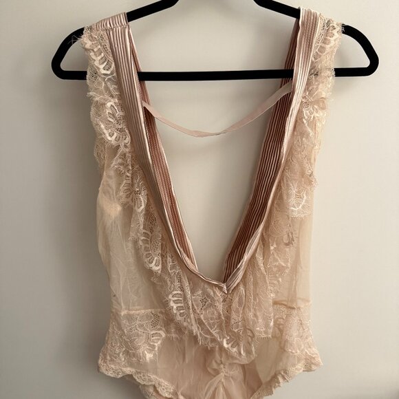 Beautiful Vintage Bodysuit - Picture 1 of 6